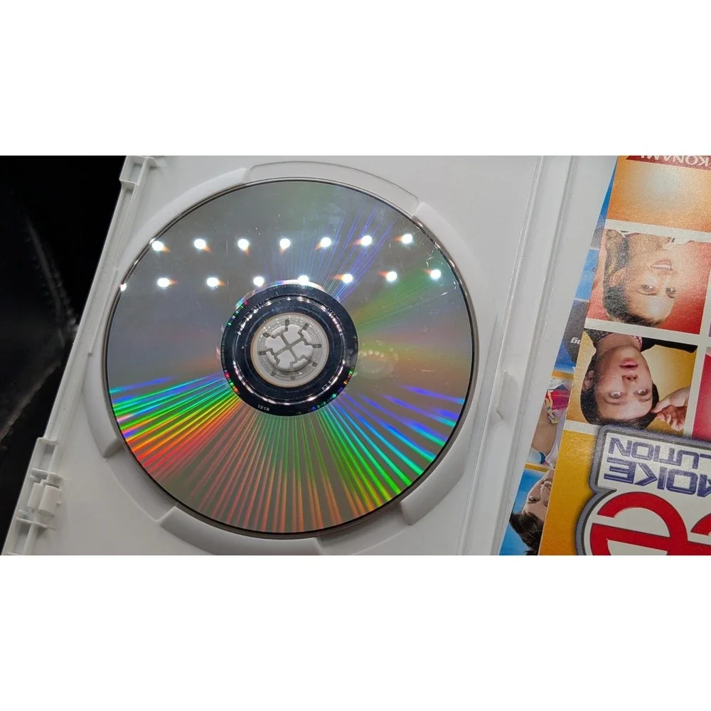 Karaoke Revolution: Glee (Nintendo Wii, 2011) With Manual
